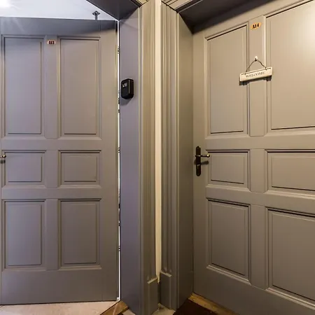 Comfortable Underground In By Rent Like 波兹南