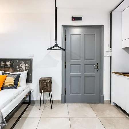 Comfortable Underground In By Rent Like Πόζναν