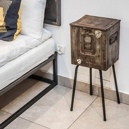 Comfortable Underground In By Rent Like Διαμέρισμα Πόζναν