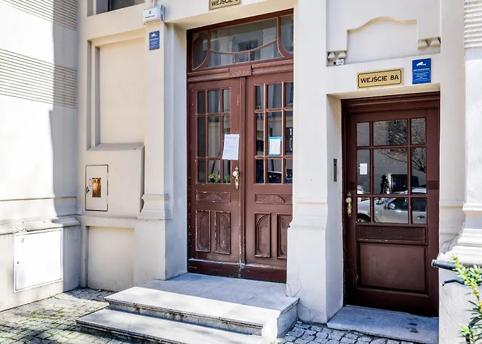 Comfortable Underground In By Rent Like Apartment