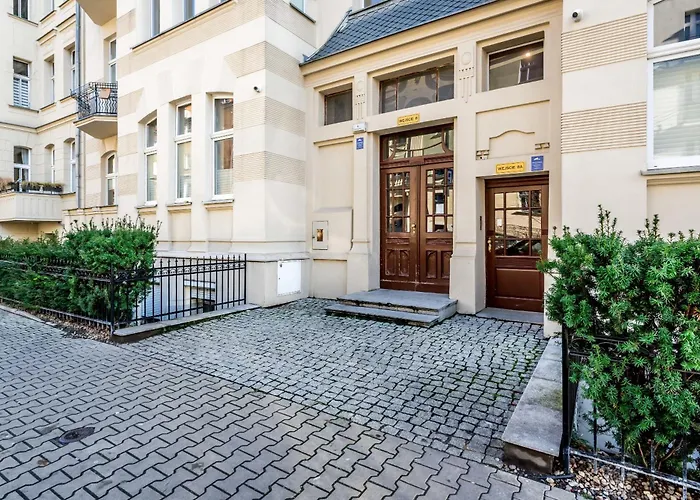 Apartment Comfortable Underground In By Rent Like